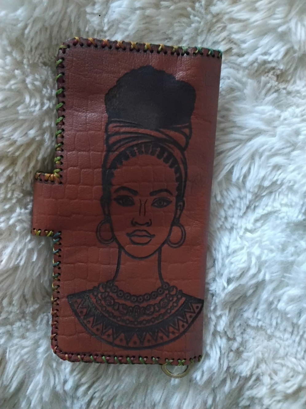 Brown Leatherette Women’s Phone Wallet with Illustrated Woman